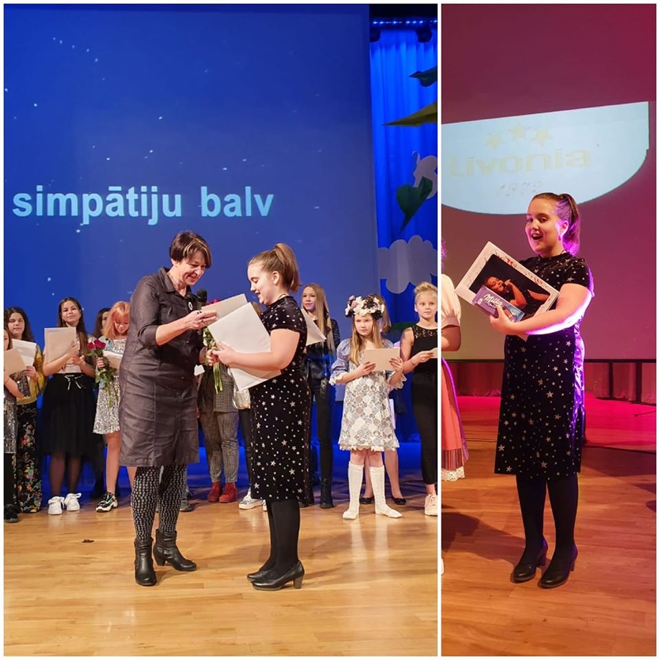 Novērtēti. Aizkraukliete Emīlija Zemniece un Jaunjelgavas kultūras nama popgrupa “Fridrihštate” jauno izpildītāju konkursā “Nāc sadziedāt” ieguva muzikoloģes Daigas Mazvērsītes simpātiju balvu.
Autors: Līgas Butānes un Unas Arbidānes foto