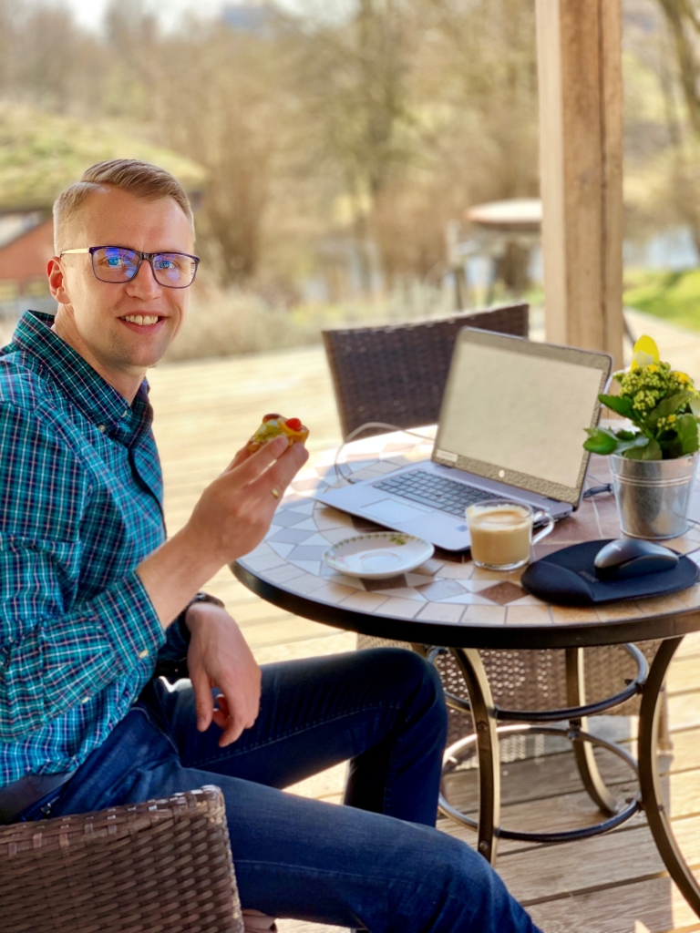 Viss ir mūsu rokās. Koknesietis Edgars Rēķis pēc pieciem Lielbritānijā pavadītiem gadiem atgriezies uz dzīvi Latvijā un savu nākotni redz te.