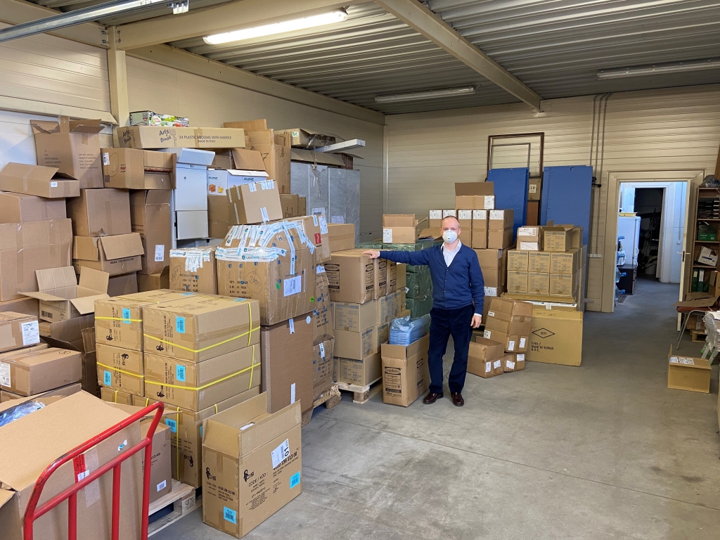 Gaida piegādi. Daļa no uzņēmuma “BaltCap” sagādātajiem individuālajiem aizsarglīdzekļiem nonāks arī Aizkraukles, Kokneses, Skrīveru, Pļaviņu un Neretas pašvaldībās.
Autors: no “BaltCap”