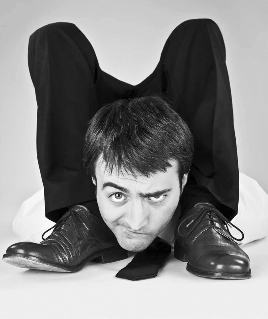 Gints Kapenieks, krīzes psihologs, uzskata: “Ir mazie vilnīši. Šīm fāzītēm ejam cauri katru dienu. Un ir arī lielie viļņi. Katrā cilvēks apgūst kaut ko jaunu. Ja nekas neizdodas, var sākties dziļāki pārdzīvojumi — sevis vainošana, depresija.”
Autors: no docplayer.lv