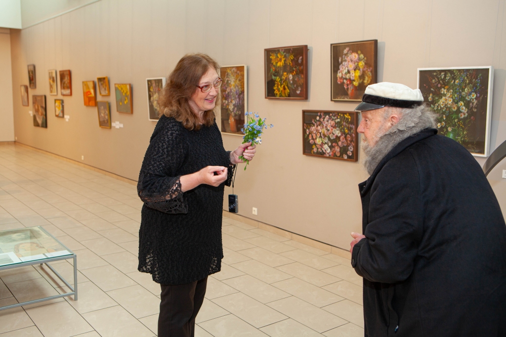 Izstādes atklāšanā Agnese Krastenberga un profesors Juris Jurjāns.
Autors: Artis Veigurs