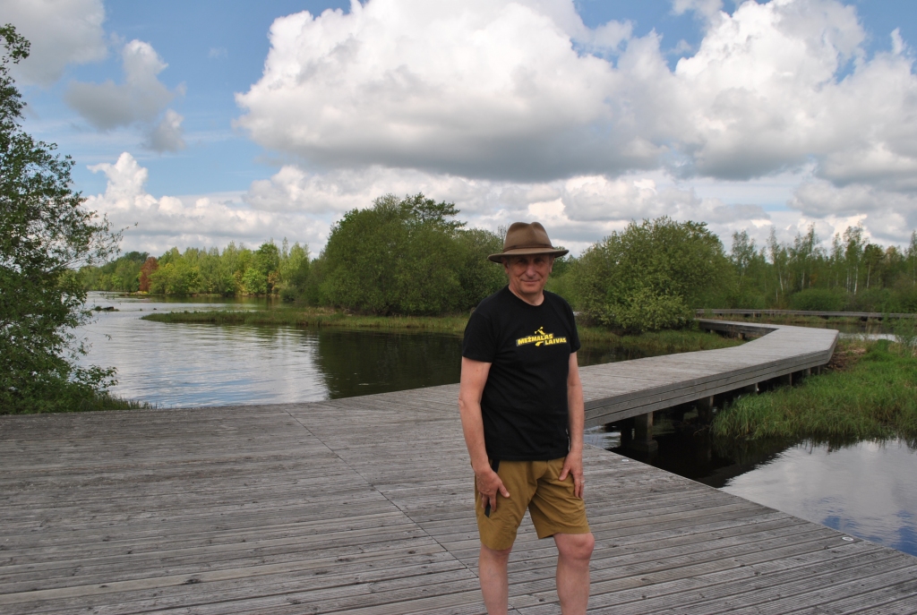 VIETU RELAKSĀCIJAI Klintaines pagastā piedāvā uzņēmējs Arvīds Apfelbaums.