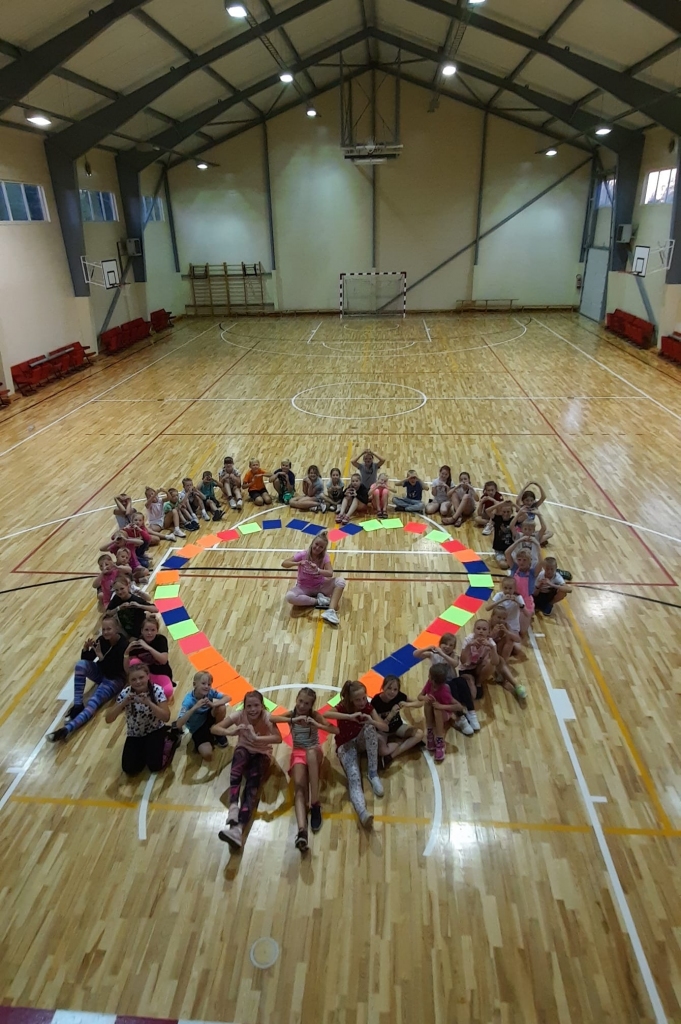 Aizvada piedzīvojumiem bagātu nedēļu.
Autors: no Tatjanas Zagorskas albuma