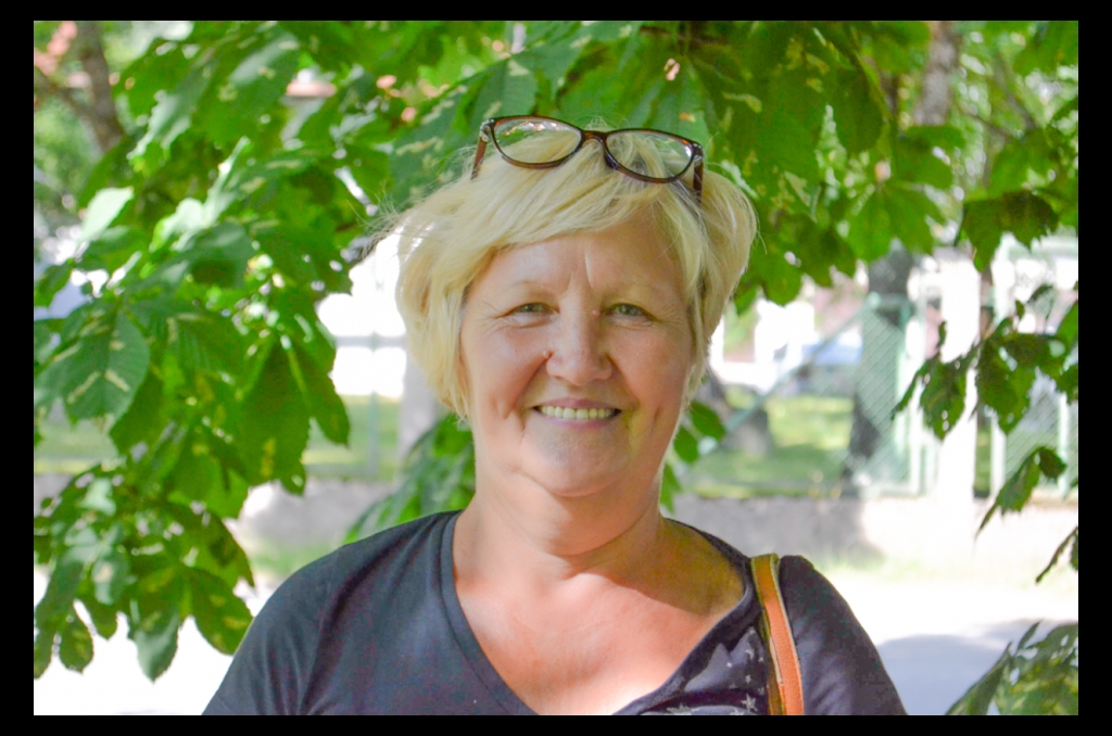 Elvīra,
aizkraukliete