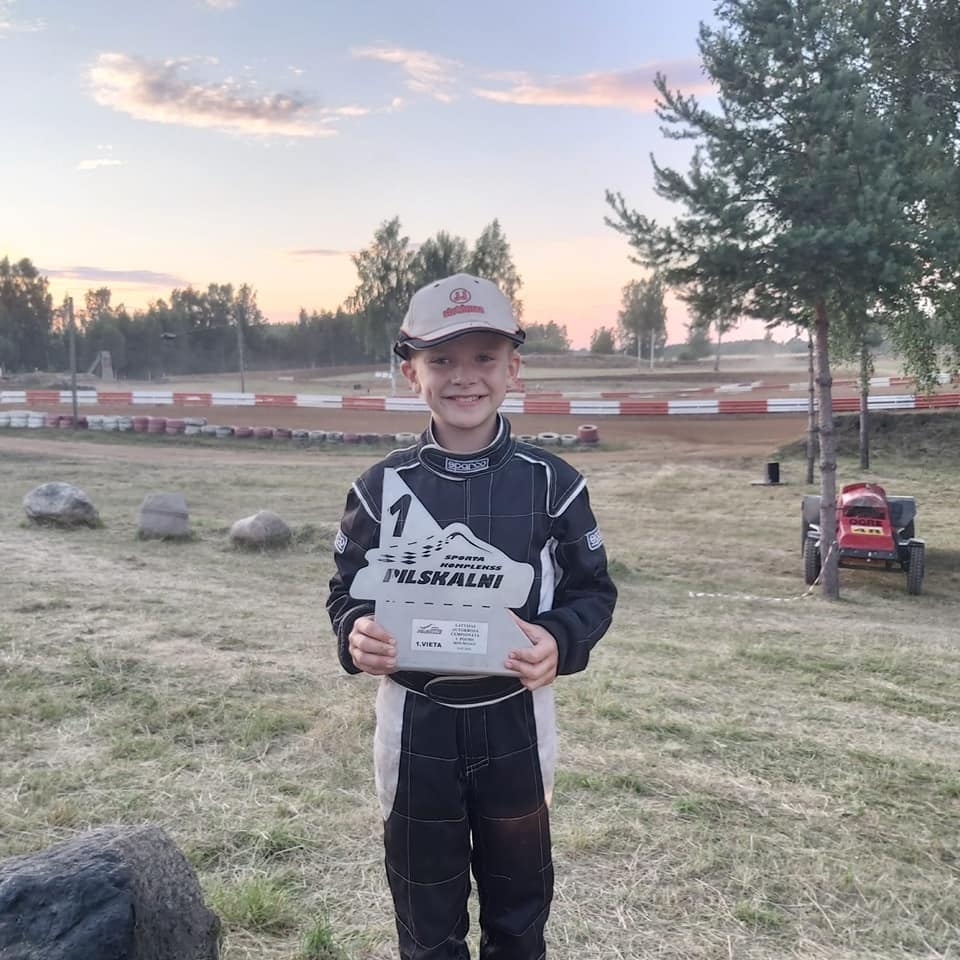 Talantīgs braucējs. Koknesietis Emīls Mirošņiks.
Autors: autores