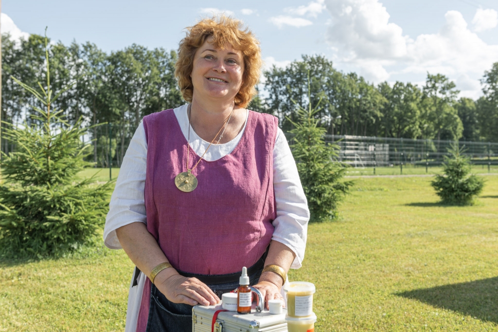 Melita Svilpe dzīvi saista ar visiem iespējamajiem ārstniecības augiem.