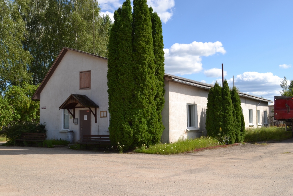 VAIRS NEIZMANTO. Ceļu policijas ēka Aizkrauklē, Randēnu ielā 8, kura stāv neizmantota, ir Iekšlietu ministrijas īpašums, un tās liktenis pašlaik vēl ir neskaidrs.