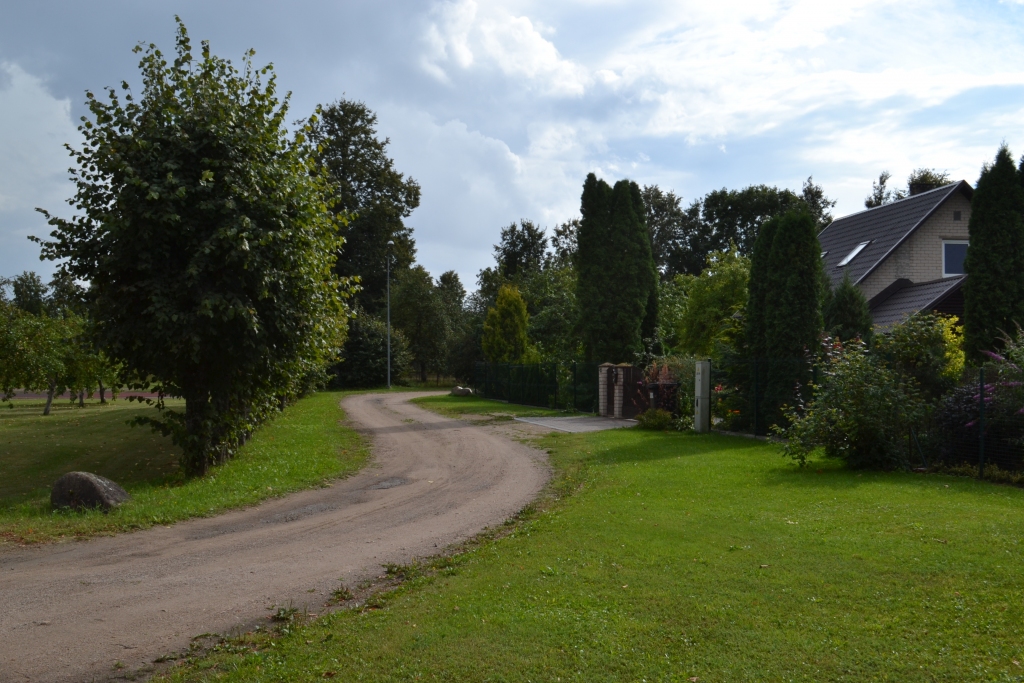 Pērses ielas daļu iepretim skolas internātam pārdēvēs par Jura Ozola ielu.
Autors: Imants Kaziļuns