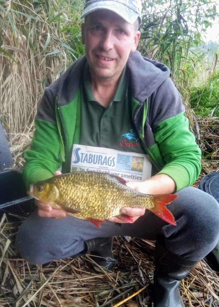 “Mans ruduļu rekordiņš,” par otrdienas rītā izvilkto ruduli Jānis Kūlītis.
Autors: no Jāņa albuma