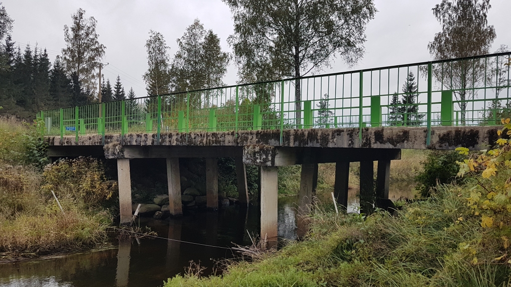 Vairs nav drošs. Ap četrdesmit gadu vecajam tiltam steidzami nepieciešams remonts.