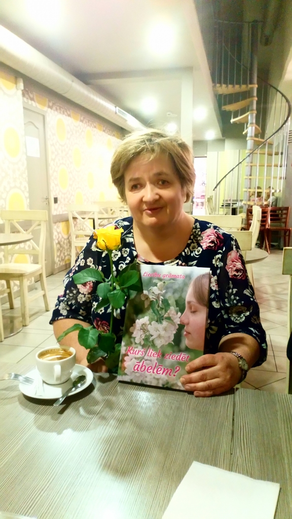 SAVS STĀSTS grāmatā arī pļaviņietei Antrai Galiņai.
Autors: no personīgā albuma