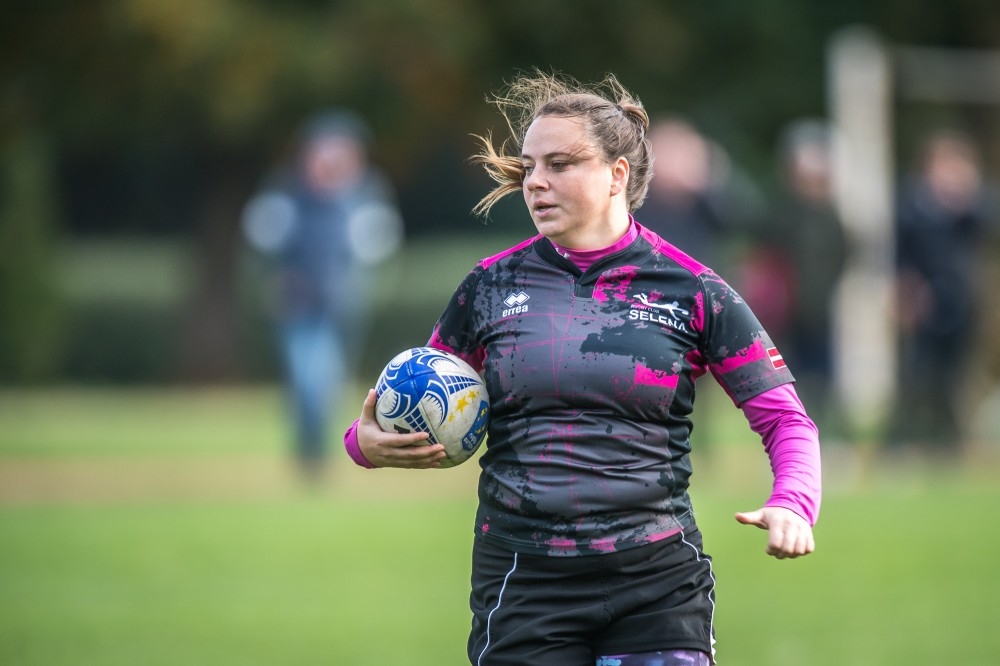 Jaunjelgaviete Ilze Lazdāne komandas “Selena” sastāvā izcīnīja Latvijas kausu regbijā sievietēm.
Autors: Zigismunda Zālmaņa foto