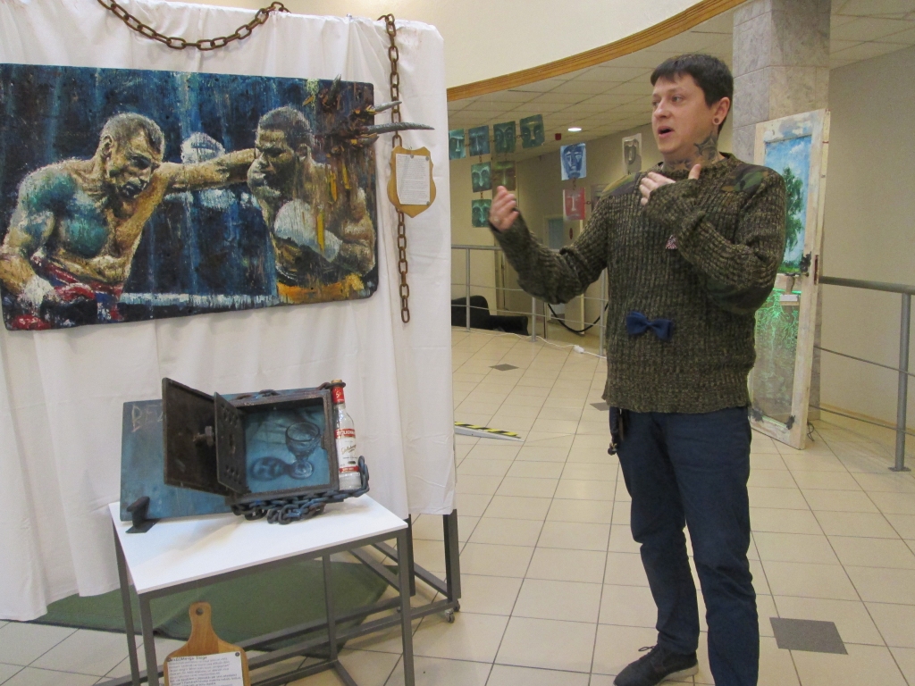 Jānis Jonāns — gids savai gleznu izstādei  “2(ie)DOMīgi.”