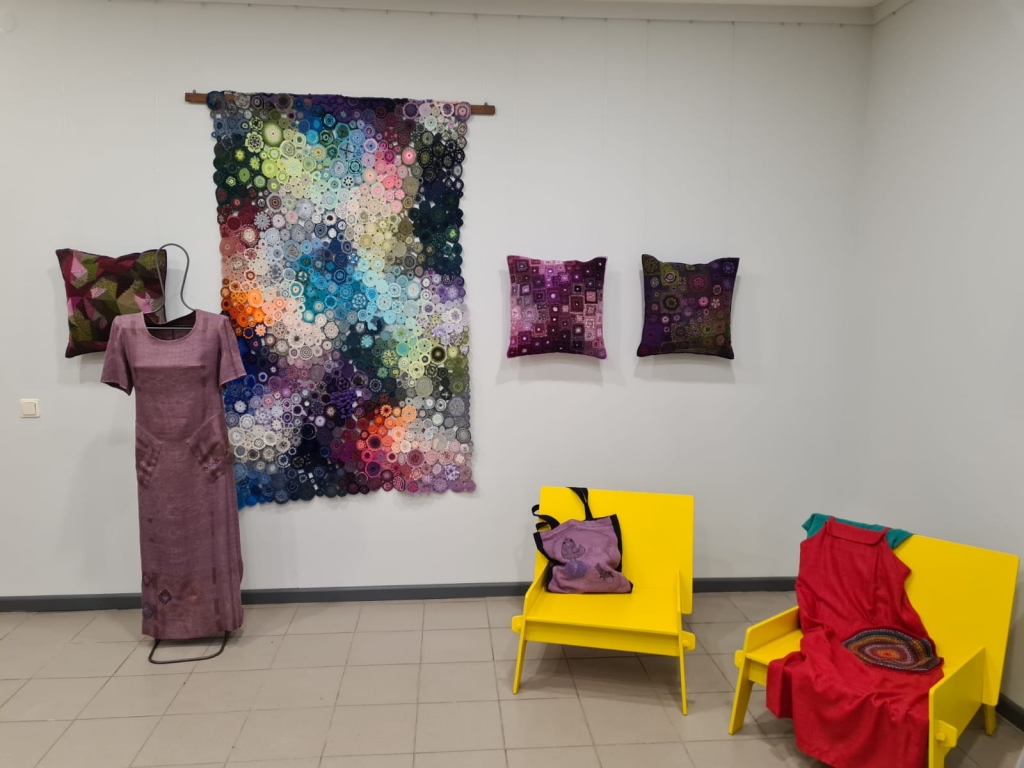 No veca jauns. Līdz gada beigām Skrīveru kultūras centrā izstādē apskatāmi unikāli rokdarbi.
Autors: no Skrīveru kultūras centra