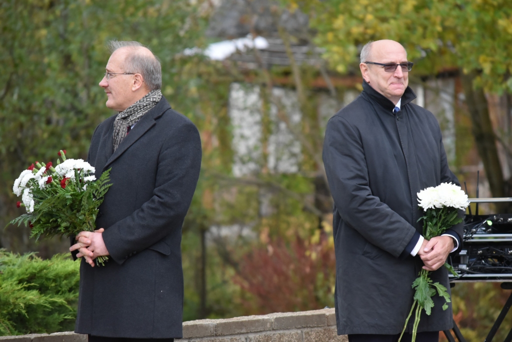 Simbolisks mirklis. Jaunjelgavieši īstenotajā novadu reformā aizkraukliešiem pagriezuši muguru, taču Aizkraukles novada pašvaldība ir gatava turpināt sadarboties ar kaimiņiem.
Autors: Ginta Grincēviča