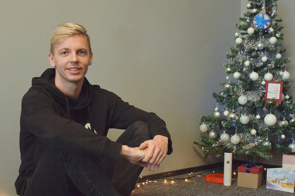 Pateicīgs pagātnes pieredzei. Jaunjelgavietis Roberts Vēvers.
Autors: Imants Kaziļuns