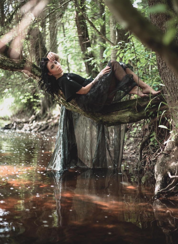 Dabas bērns. Dvēseles “baterijas” Dace uzlādē vienatnē, prom no civilizācijas.
Autors: no Daces Rizgas albuma