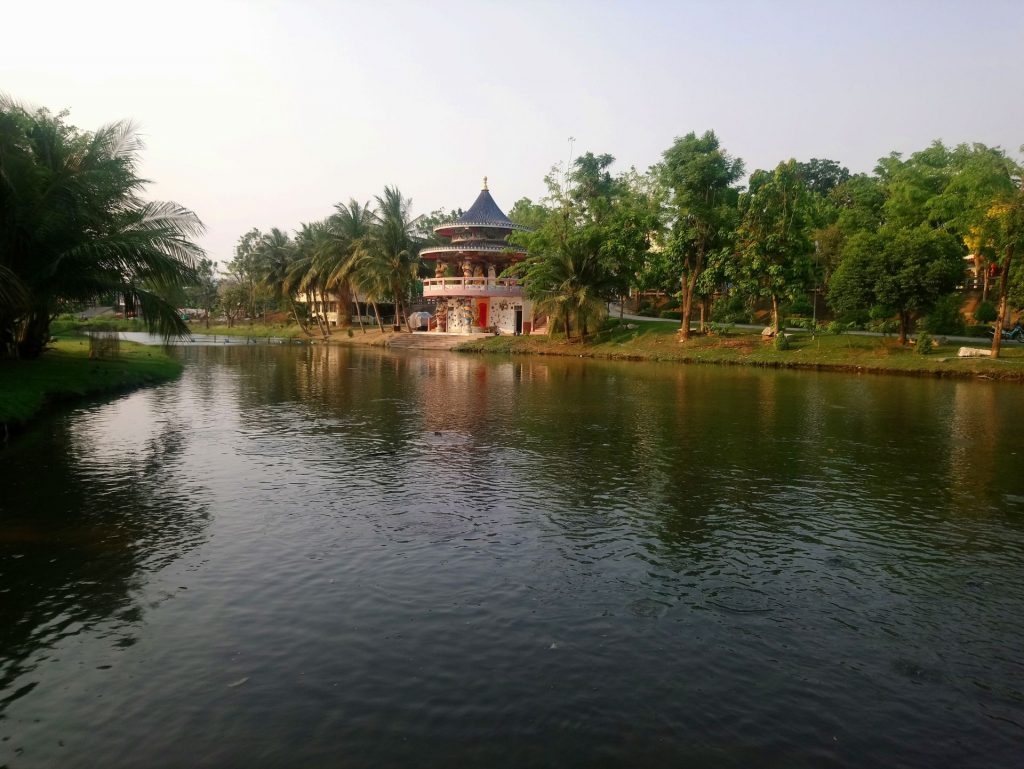 LAIKĀ, KAD VISS SLĒGTS, jābauda skaistie skati.
Autors: no ceļotāju albuma