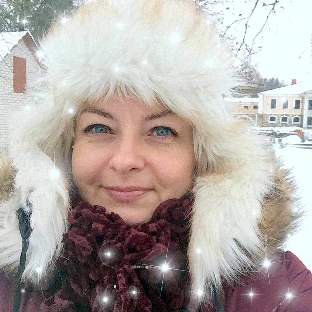 Natālija Lapuha, Aizkraukles novada vidusskolas jaunāko klašu skolotāja.