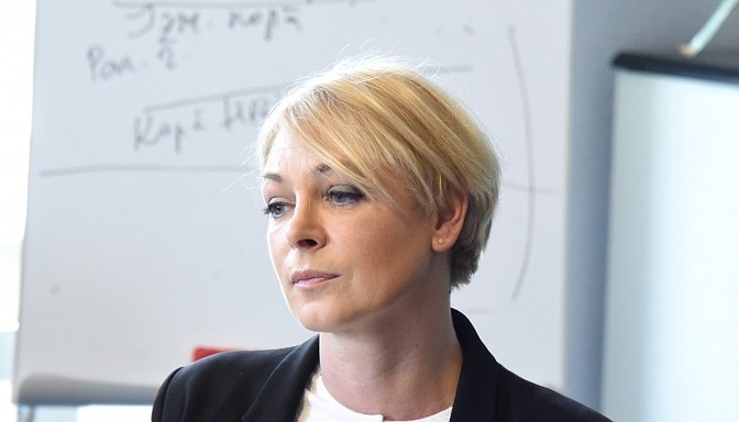 Biroja vadītāja Eva Juhņēviča.