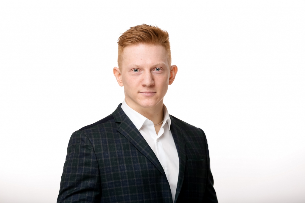 Uldis Jurins, jaunjelgavietis, 
nekustamā īpašuma aģentūras
 “AVER Brokerage” speciālists: 