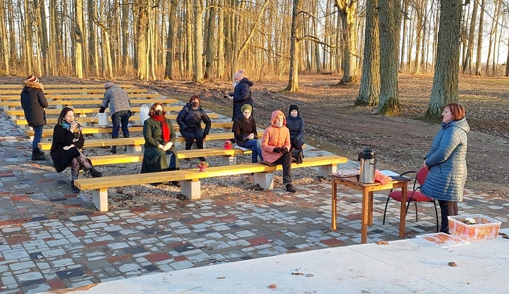 Autors: no biedrības albuma
