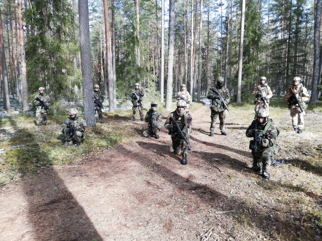 Autors: no personīgā albuma