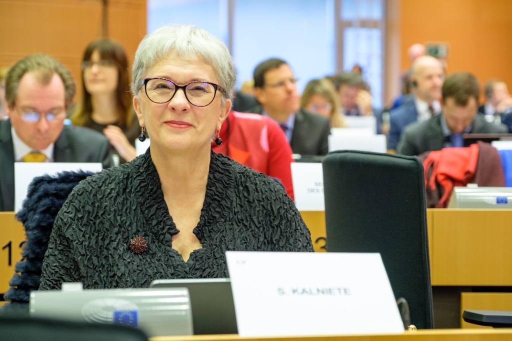 Sandra Kalniete, Eiropas Parlamenta deputāte, Eiropas Tautas partijas grupas viceprezidente.
