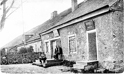 BUMBUĻKROGS.
Autors: no Sarmītes Ozoliņas galerijas