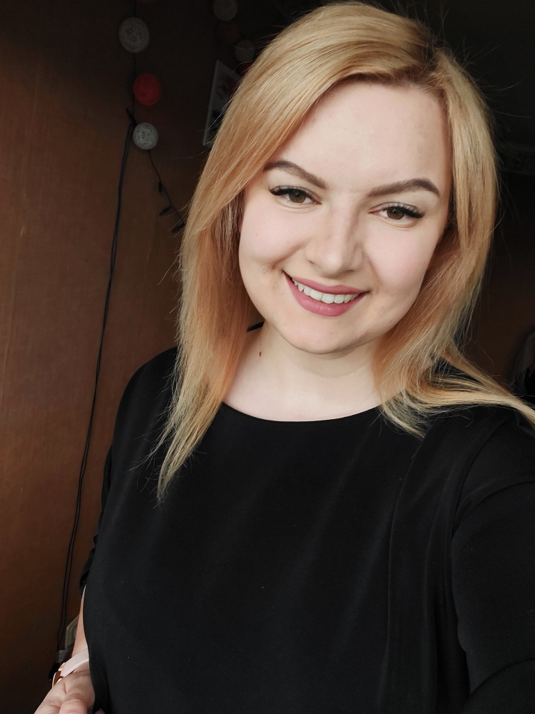 SABĪNE AIZUPIETE: “Man ir daudzi mazie sapņi, kas jāpiepilda. Profesionālajā jomā sertifikāts, jāgūst pieredze, pārliecība par sevi.”
Autors: no personīgā  albuma