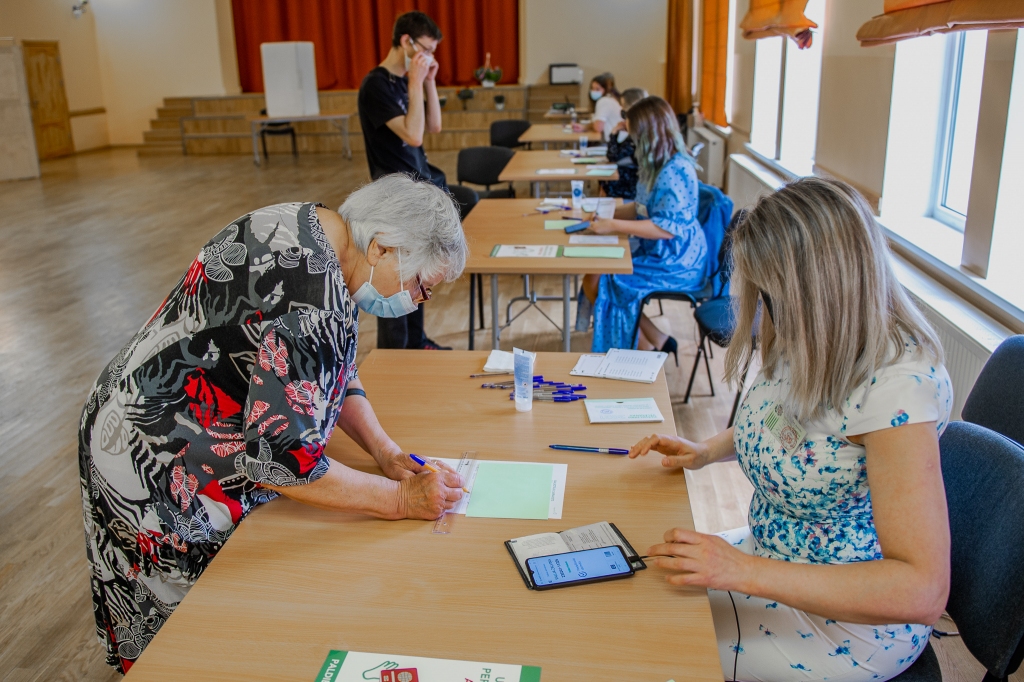 Par vienu balsi vairāk. Neretas nākotne nav vienaldzīga novadniecei Valijai.