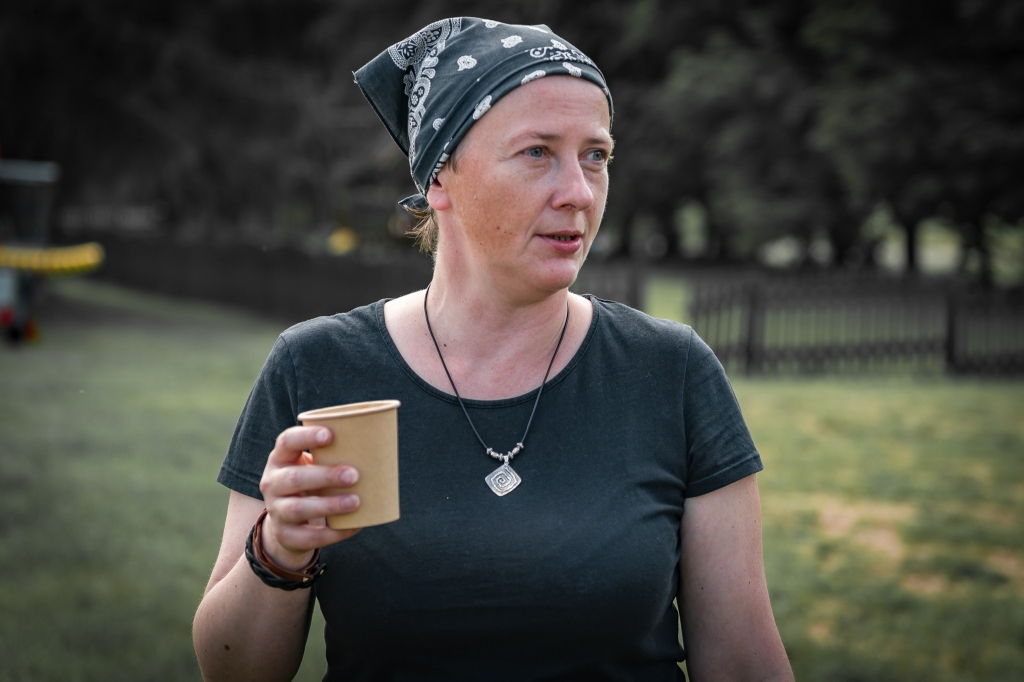 Kā Jāņus sagaidīt, ko darīt un ko labāk nevajadzētu pasākt, lai nesabojātu šīs dienas īpašo auru? Dainai Alužānei, Zasas amatniecības centra “Rūme” vadītājai, uz saulgriežiem ir savs skatījums.