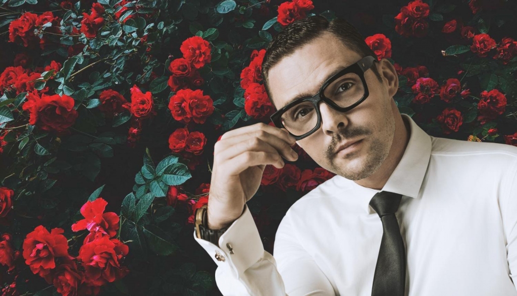 Kristaps Vanadziņš atklāj, ka būtībā viņi “ravē” to dārzu, lai tas nebūtu aizaudzis, jo patiesībā ne mīlestībā, nedz džezā viss nav tik vienkārši, kā pirmajā acumirklī šķiet.