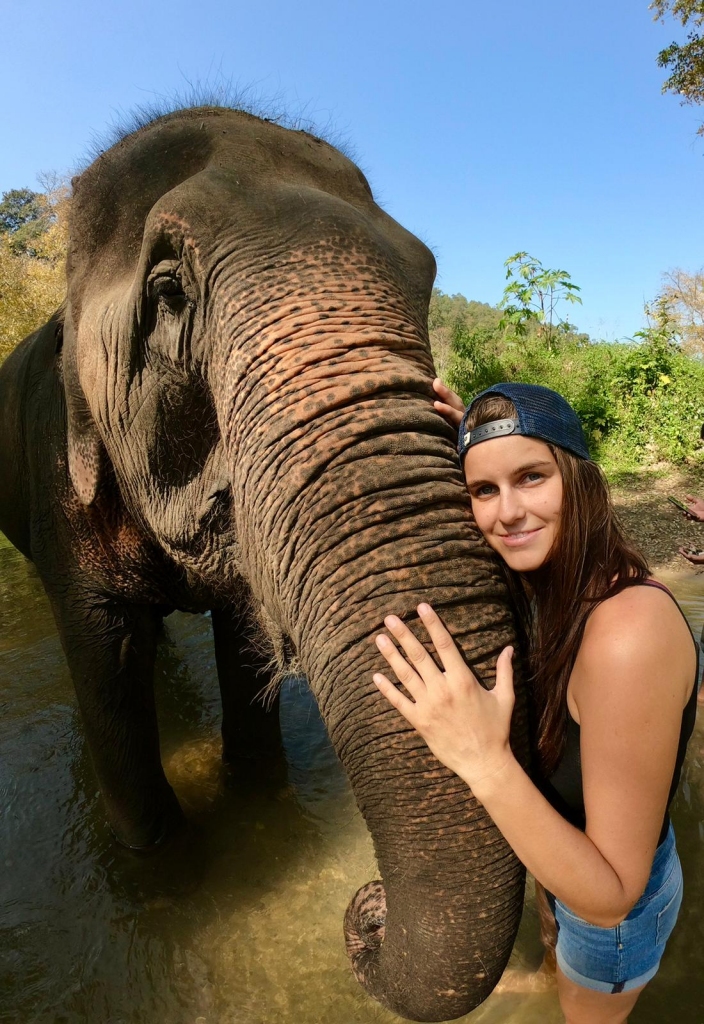 TAIZEMĒ. Viens no Zanes vaļaspriekiem ir ceļošana.