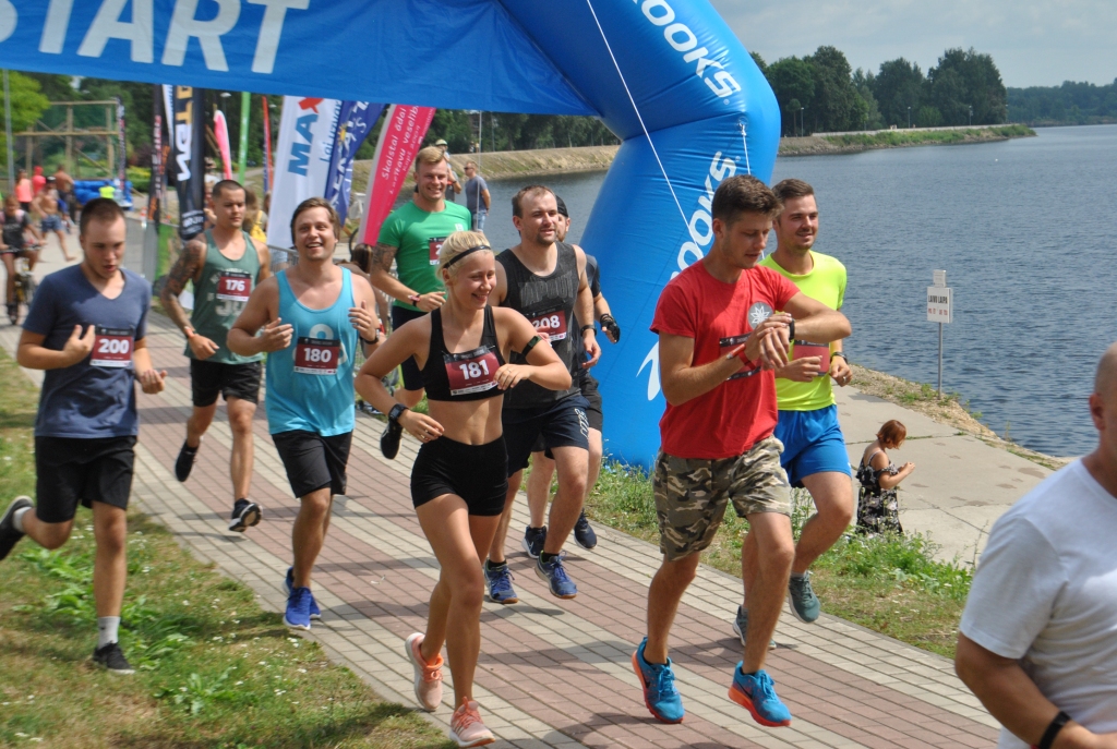 DISTANCĒ arī pļaviņieši.