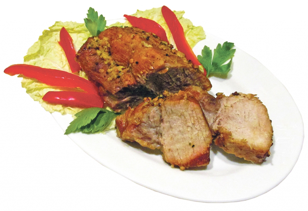 Sojas mērcē marinēts cūkgaļas cepetis.