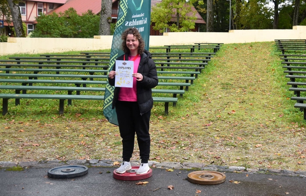 Koknesiete Dārta Bērziņa Lēdurgas sacensībās.
Autors: no Latvijas Pauerliftinga federācijas