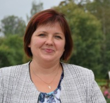Solveiga Koklevska, Mazzaves pagasta pārvaldes darbiniece.