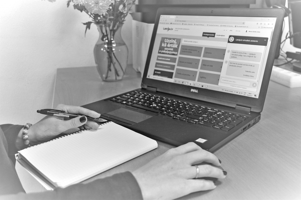 Valsts pārvaldes pakalpojumu portāls “Latvija.lv” ir vienots piekļuves punkts valsts un pašvaldību pakalpojumiem.