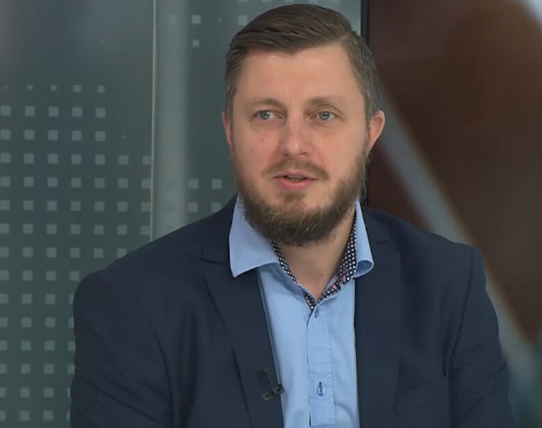 Roberts Fūrmanis, Latvijas Ārstu biedrības viceprezidents.