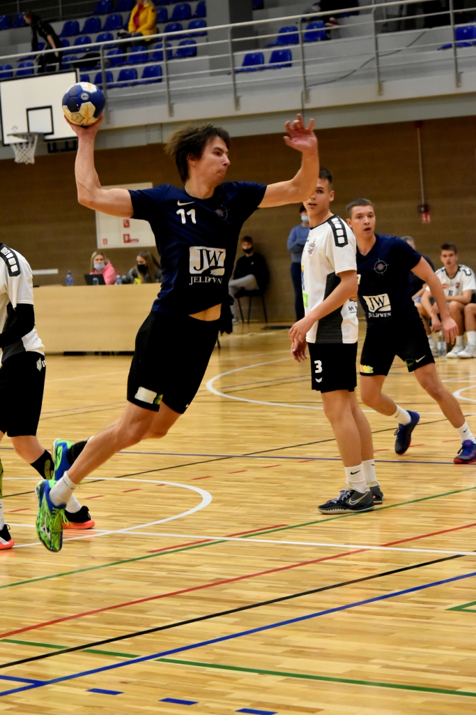 Vārti! Vienības “Skrīveri/Aizkraukle” spēlētājs Artūrs Beļūns veica 11 metienus pretinieku vārtos, no kuriem septiņi bija rezultatīvi.