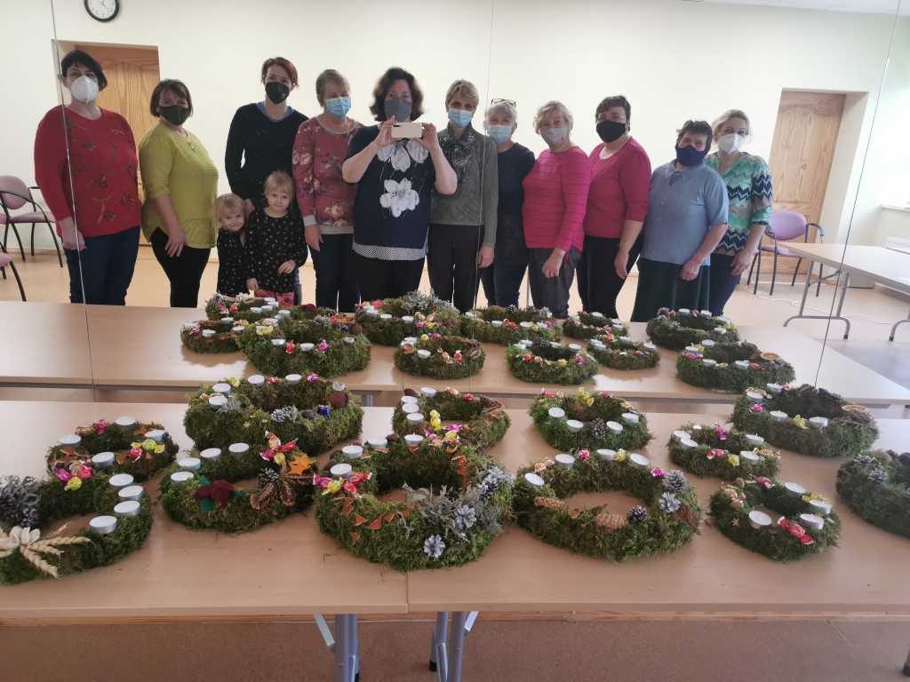 Autors: no biedrības albuma