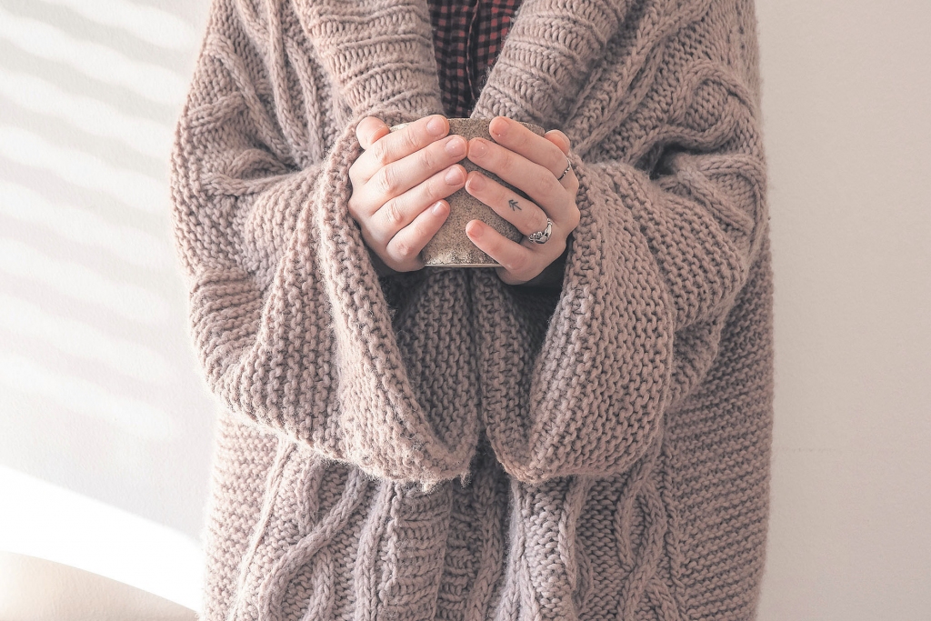 Rudens un ziema nav iedomājama bez mīksta vilnas džempera vai jakas. Apģērbi ar vilnas sastāvu ir lielisks ieguldījums, jo tie var kalpot pat gadiem ilgi, taču ar nosacījumu, ka par tiem rūpējas pareizi.
Autors: no unsplash.com