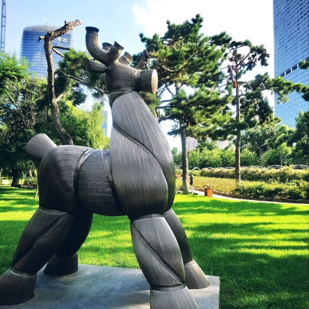 SKULPTŪRU PARKĀ.
Autors: no ceļotāju albuma