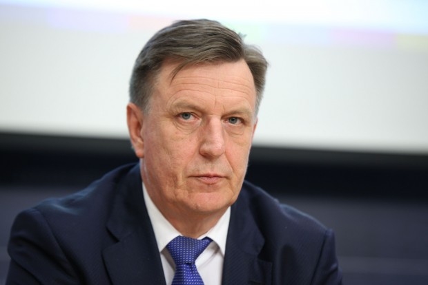 Māris Kučinskis, Saeimas Nacionālās drošības komisijas priekšsēdētājs, bijušais Ministru prezidents.