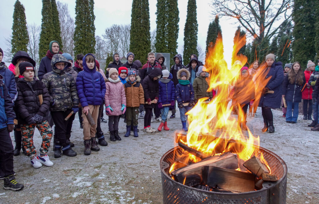 Aluksniesiem.lv raksta attēla aizvietotājs