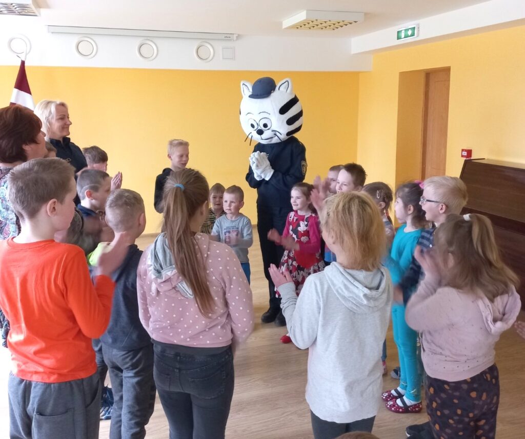 Aluksniesiem.lv raksta attēla aizvietotājs