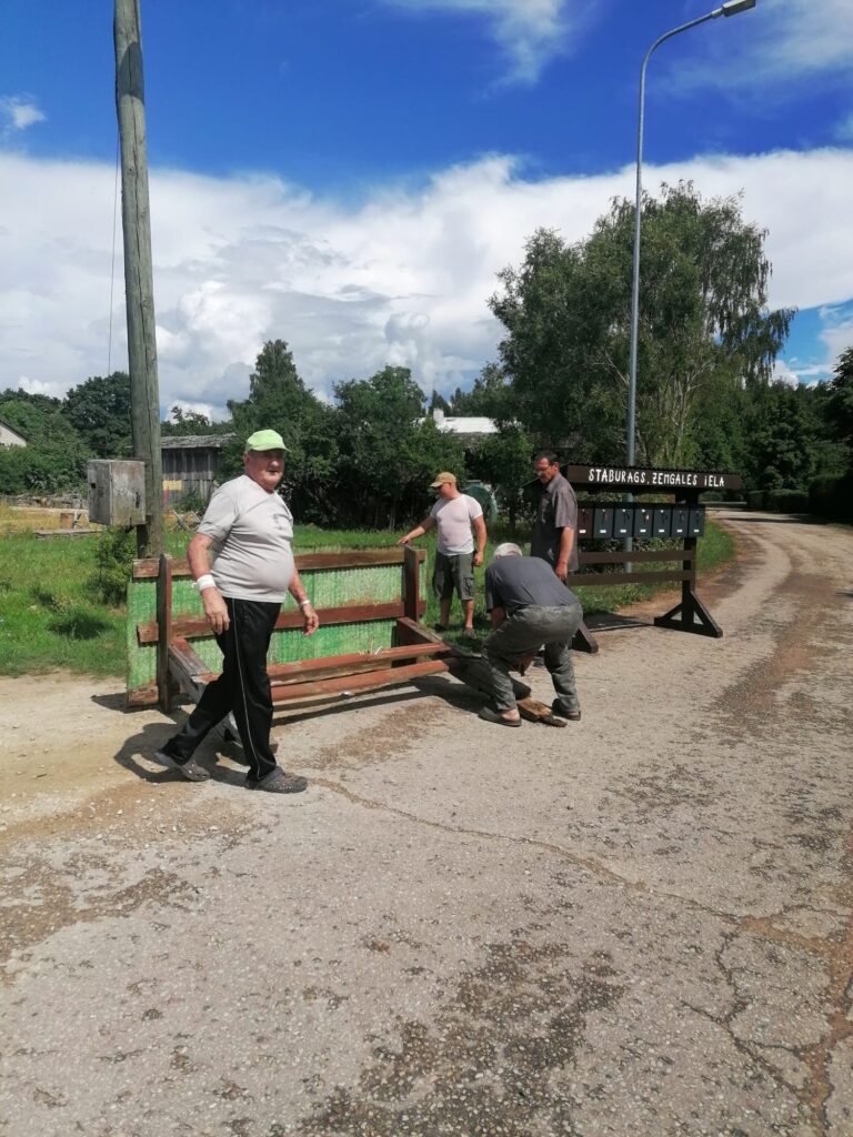 MAZĀ TALKA.