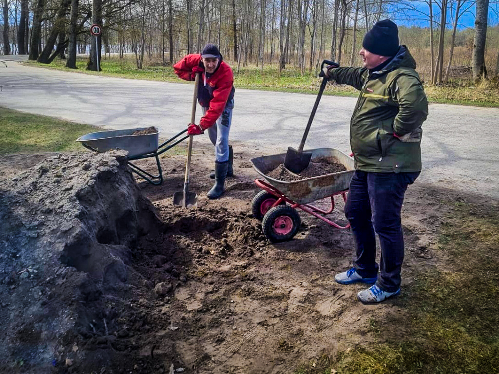 Aluksniesiem.lv raksta attēla aizvietotājs