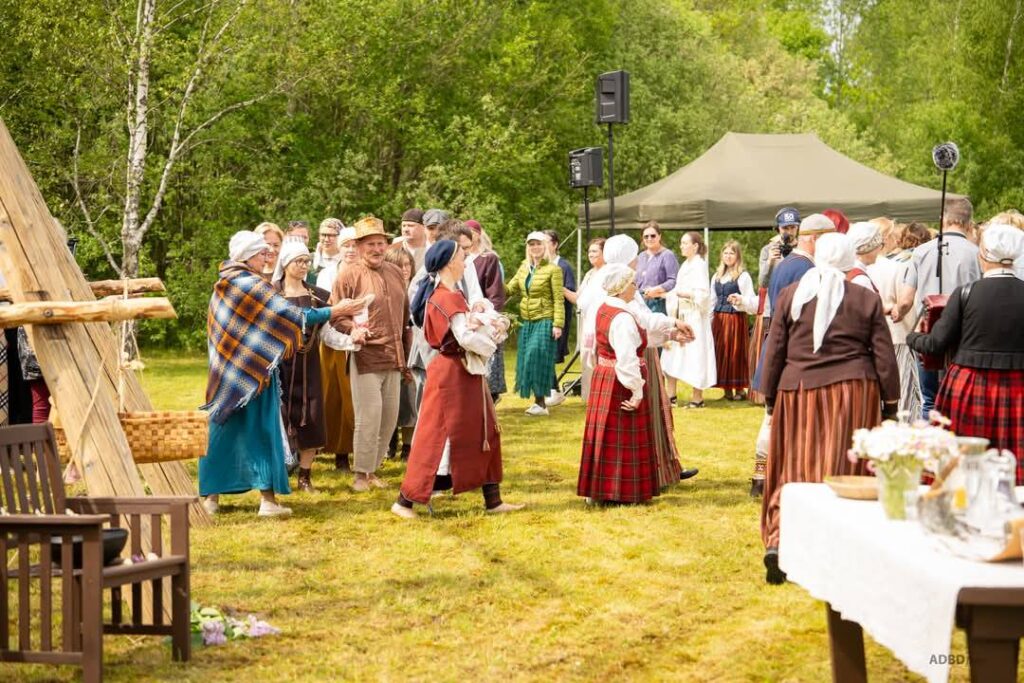 Aluksniesiem.lv raksta attēla aizvietotājs